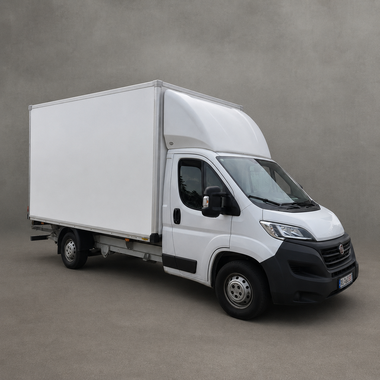 Opel Movano Koffer LBW elektr. Hebebühne bei MietMi! in Oldenburg mieten